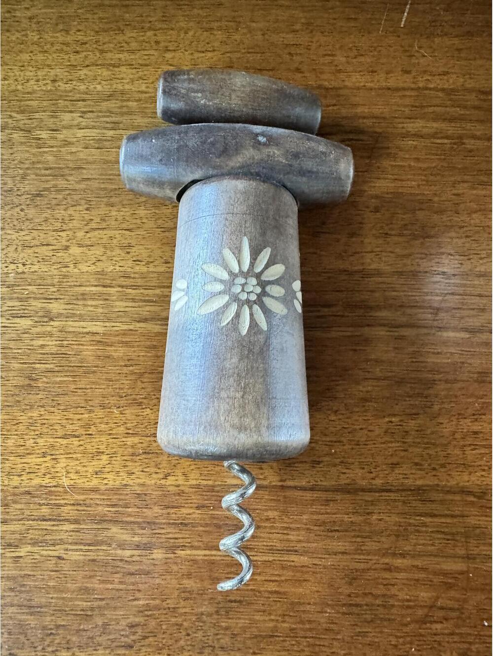 Vintage 1950s Swiss Wooden Corkscrew – Hand-Carved Edelweiss
